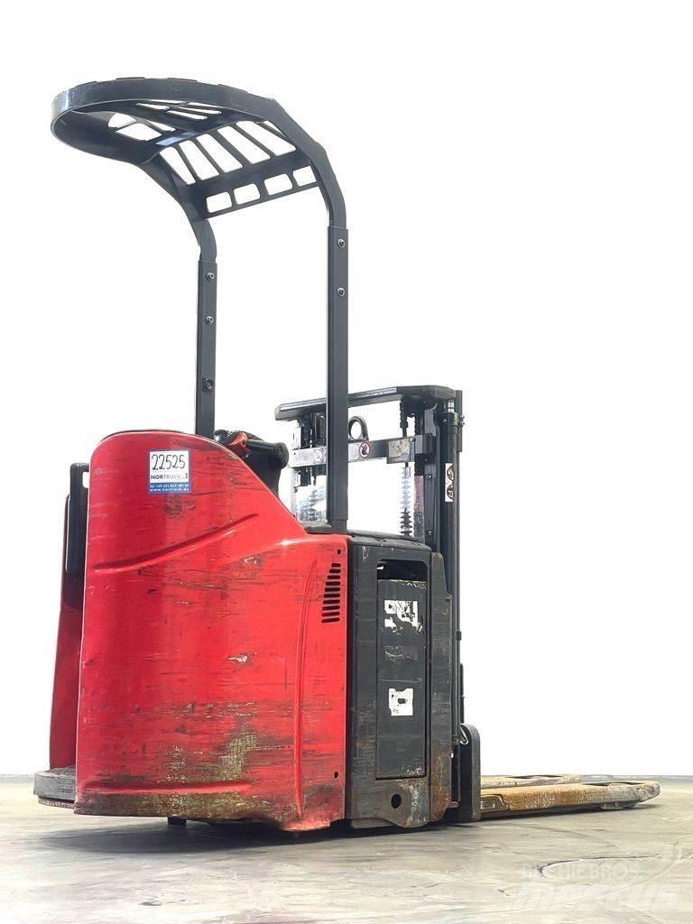 Linde D12HPSP-133 Wózki widłowe unoszące z dyszlem