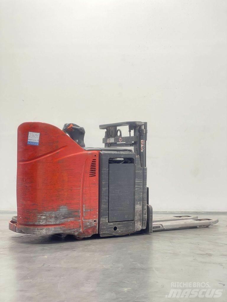 Linde D12HPSP-133 Wózki widłowe unoszące z dyszlem