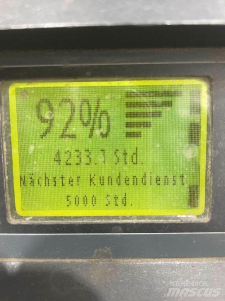 Linde D12HPSP-133 Wózki widłowe unoszące z dyszlem
