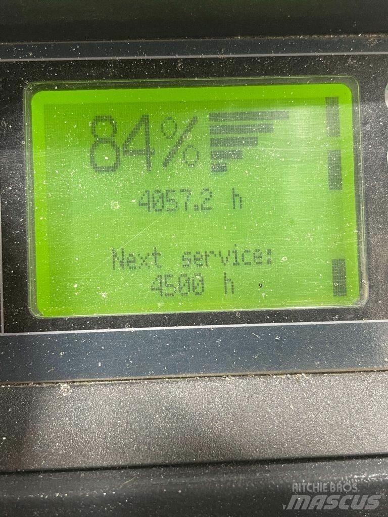 Linde D12HPSP-133 Wózki widłowe unoszące z dyszlem