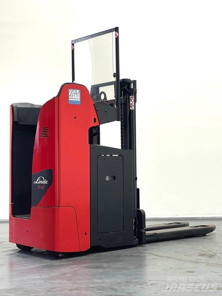 Linde D12SF-1164 Wózki widłowe unoszące z dyszlem