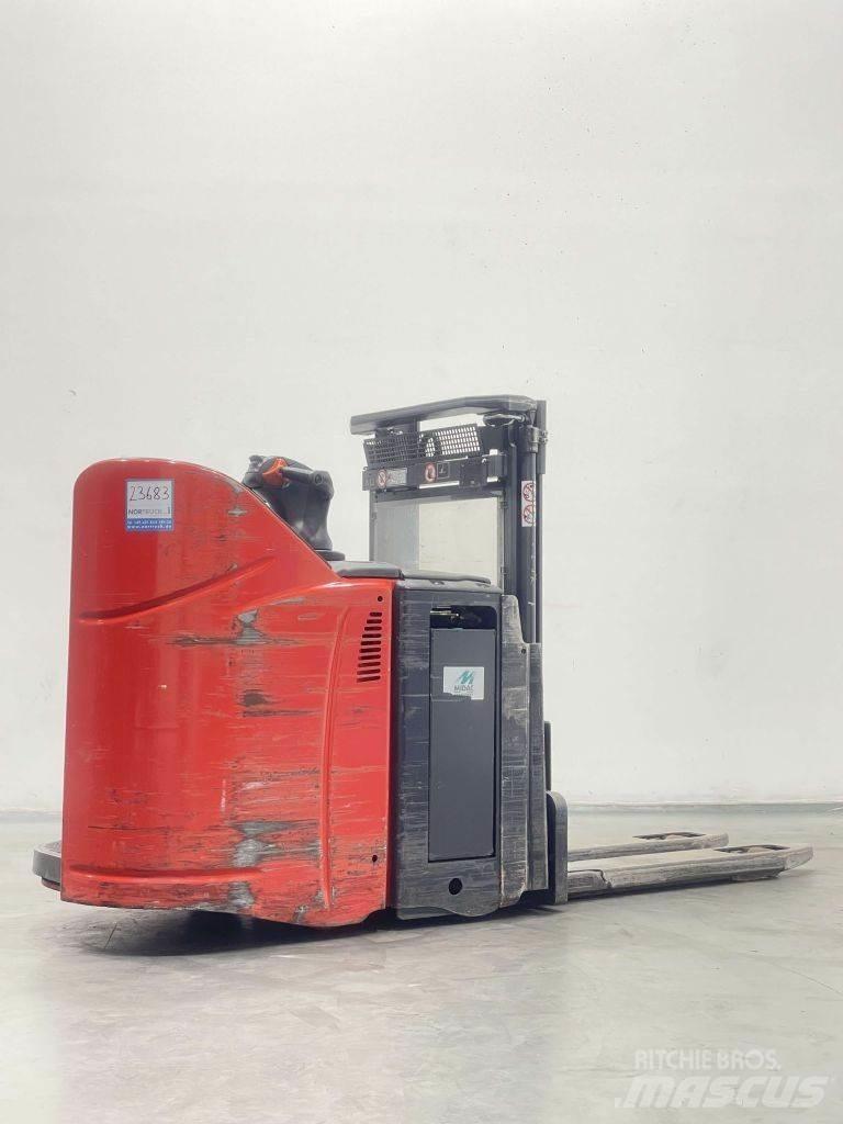 Linde D12SP-133 Wózki widłowe unoszące z dyszlem