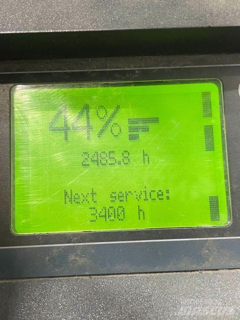 Linde D12SP-133 Wózki widłowe unoszące z dyszlem