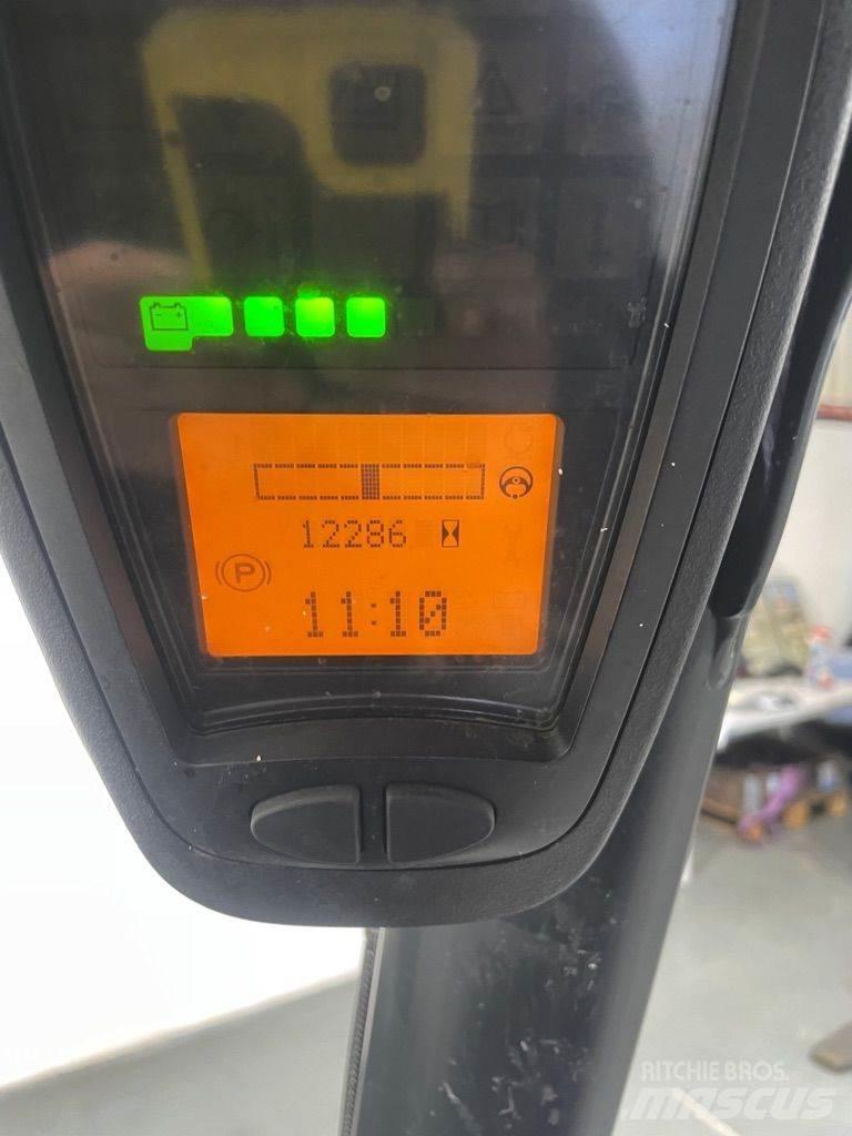 Linde E16L-386-EVO Wózki elektryczne