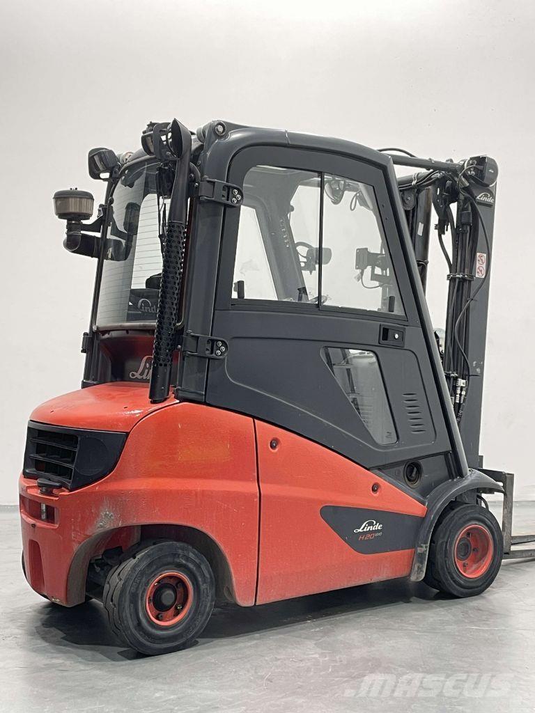 Linde H20D-02-391 Wózki Diesla