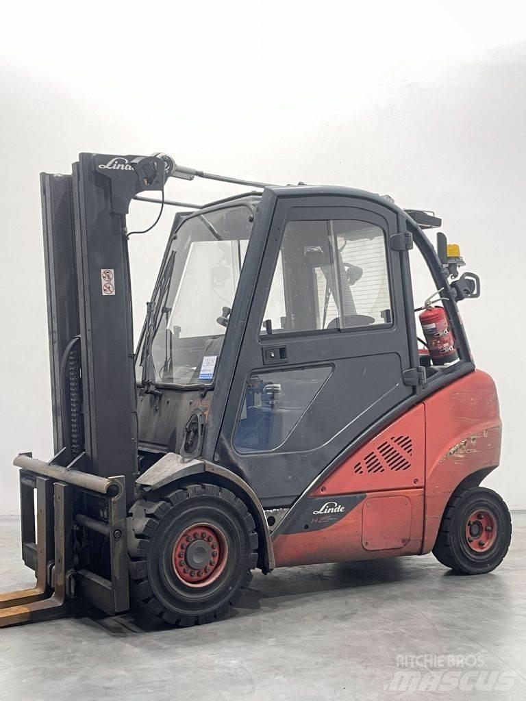Linde H25D-02/600-393 Wózki Diesla