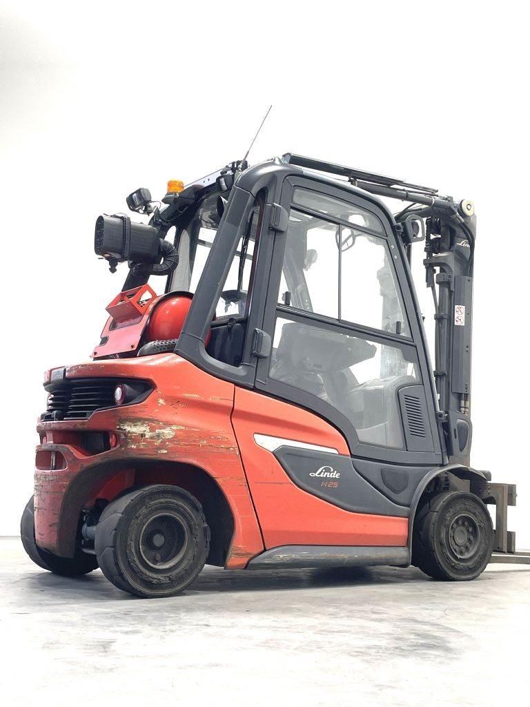 Linde H25T-01 Wózki LPG