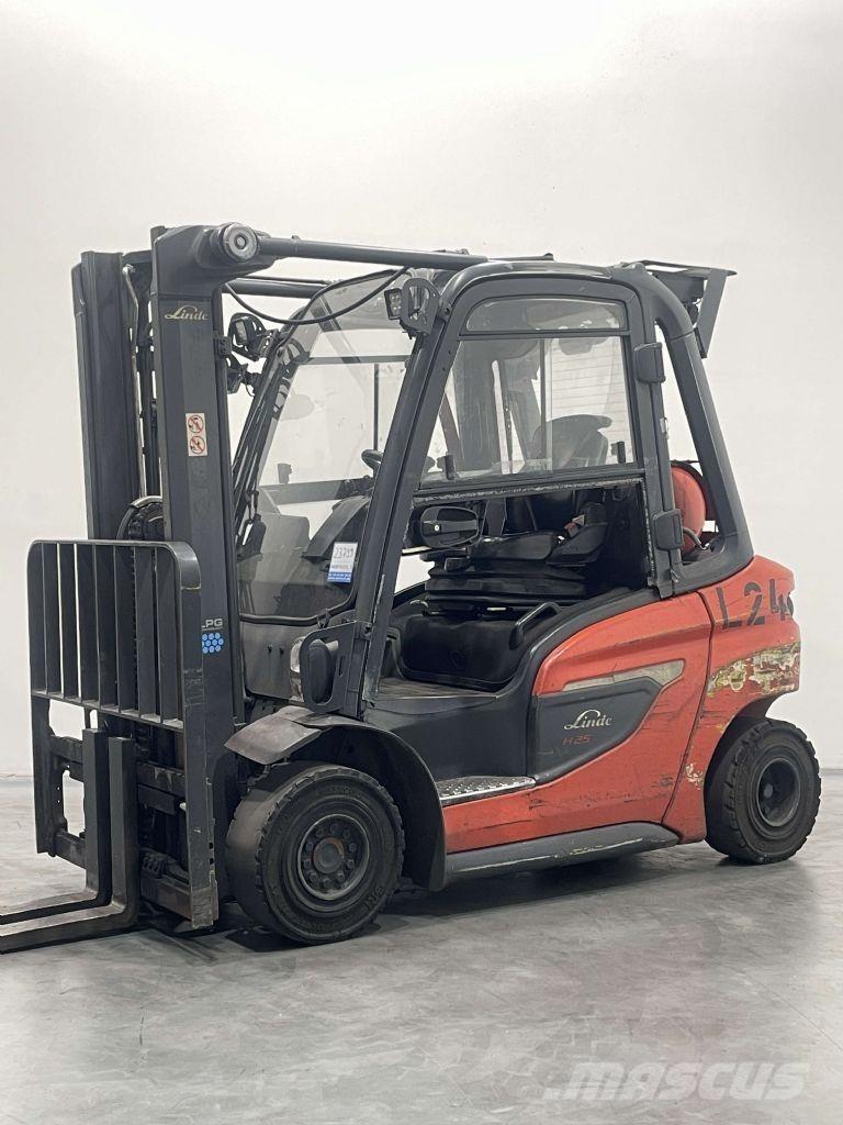 Linde H25T-01-1202 Wózki LPG