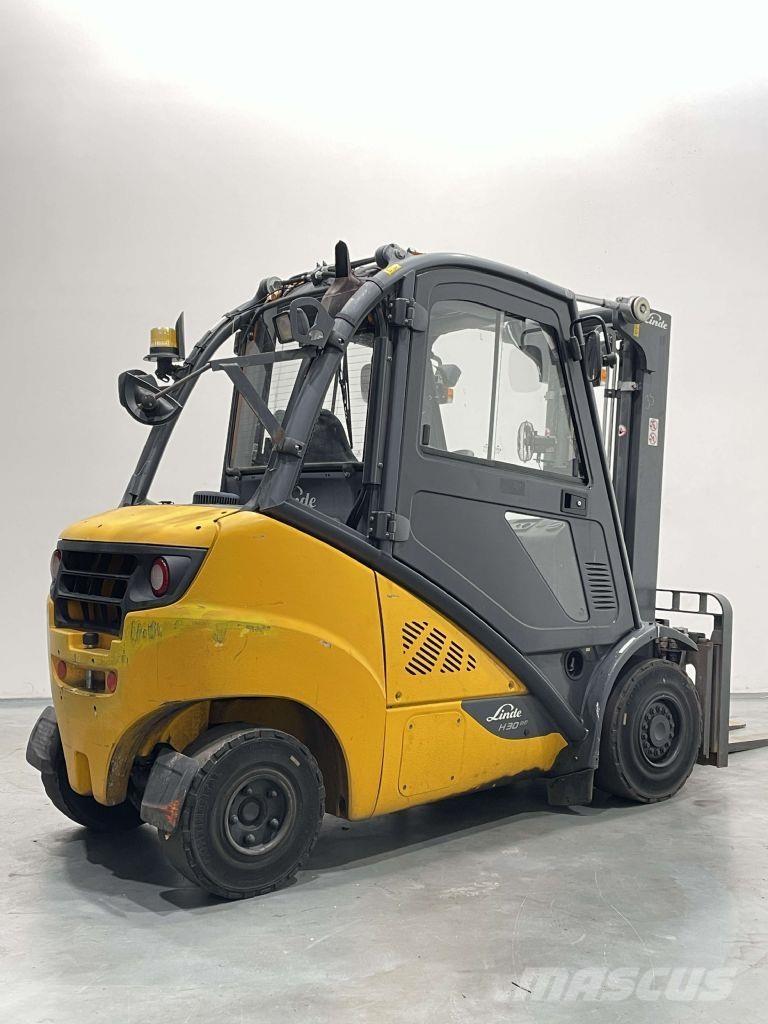 Linde H30D-02-393 Wózki Diesla