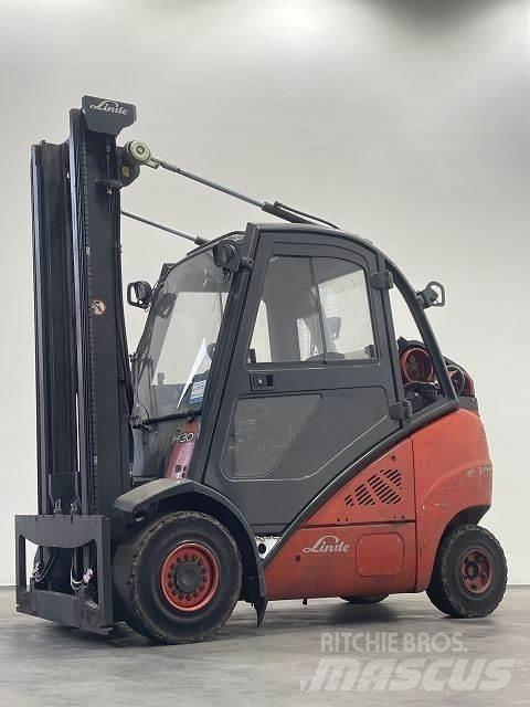Linde H30T-01 393 Wózki LPG
