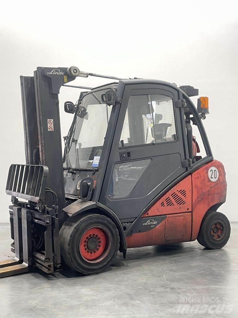Linde H30T-02-393 Wózki LPG