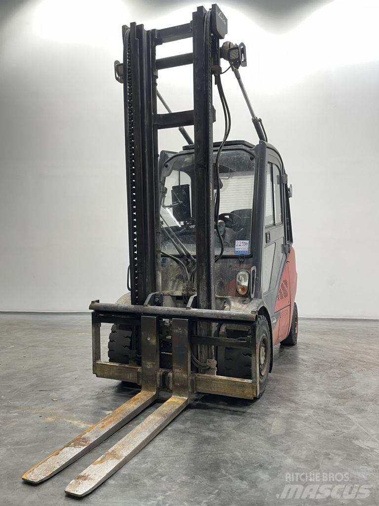 Linde H35T-02-393 Wózki LPG