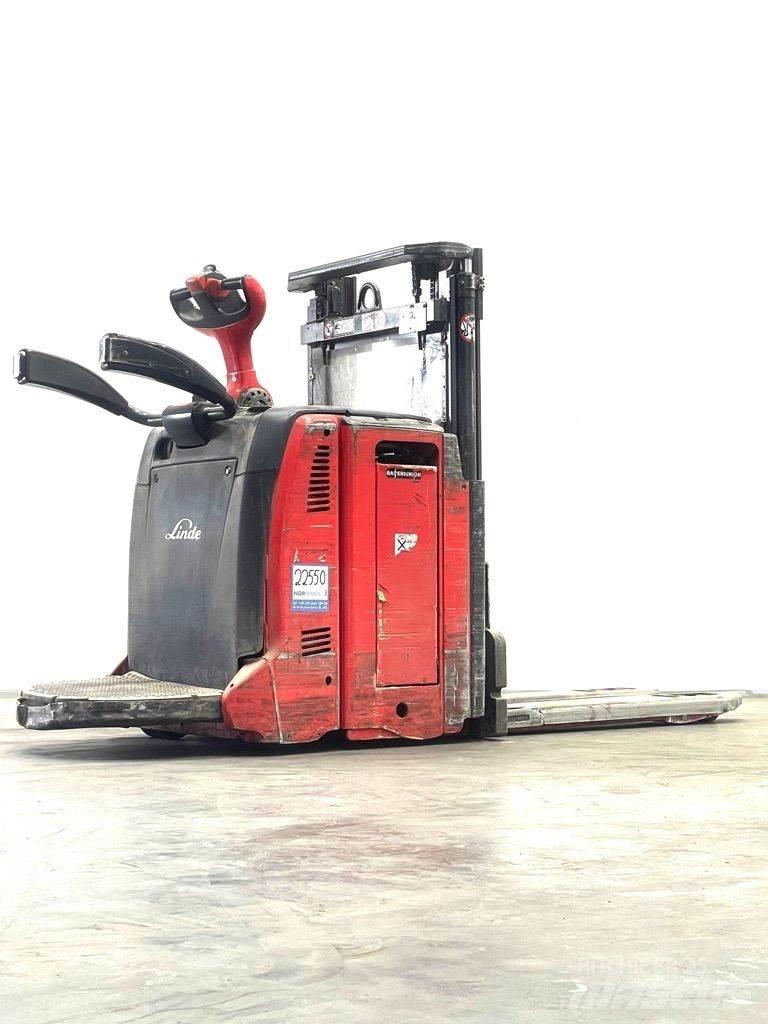 Linde L12LAP-133 Wózki widłowe unoszące z dyszlem