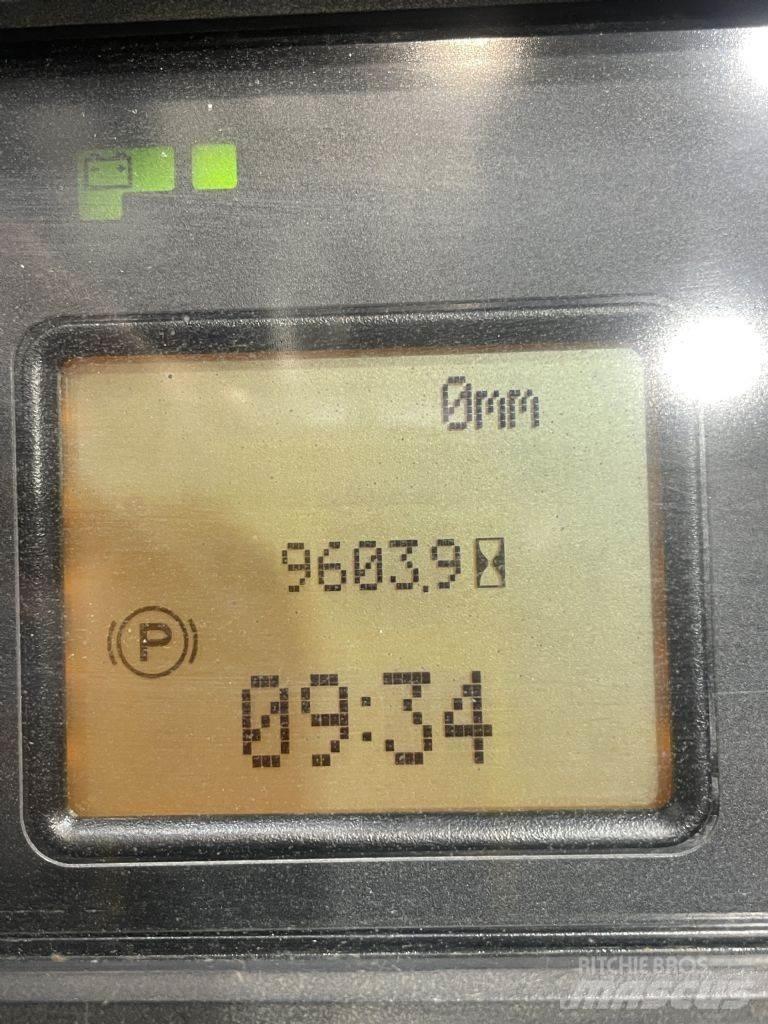 Linde R14-01-1120 Wózki widłowe wysokiego składowania