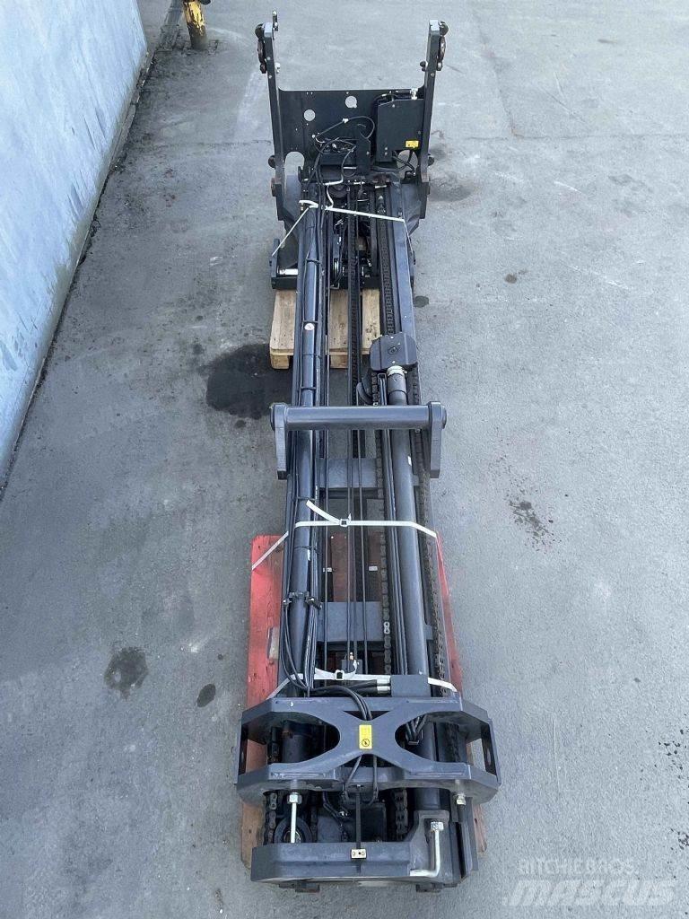 Linde R16HD-01-1120 Wózki widłowe wysokiego składowania