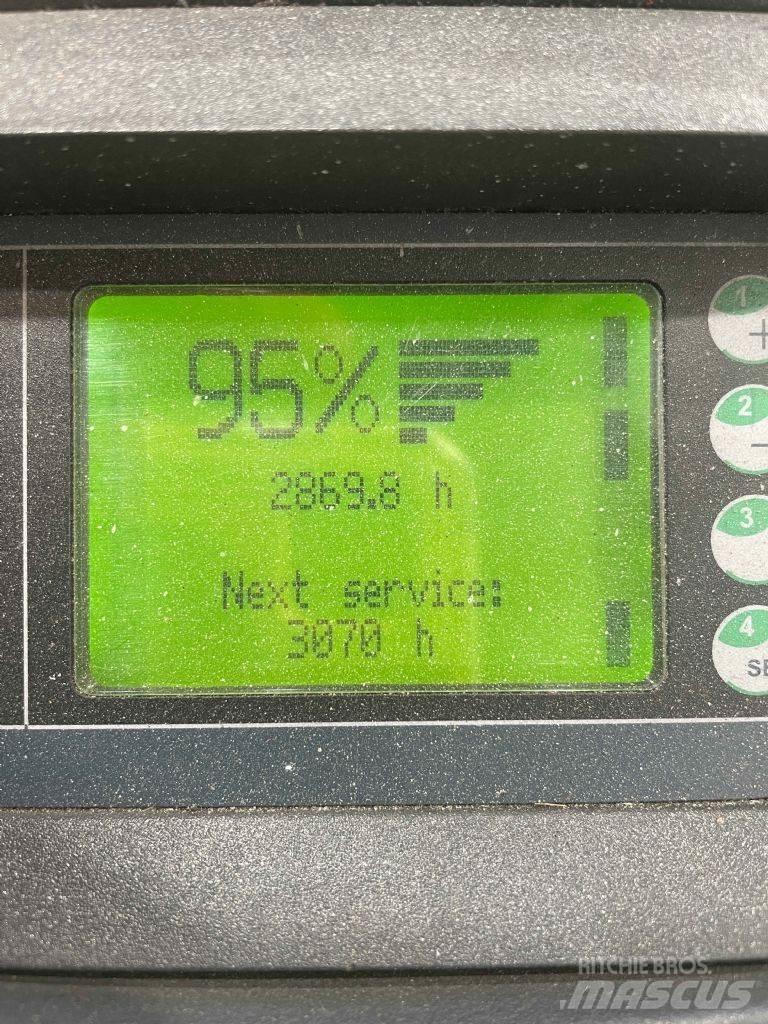 Linde T30AP-131 Wózki widłowe unoszące