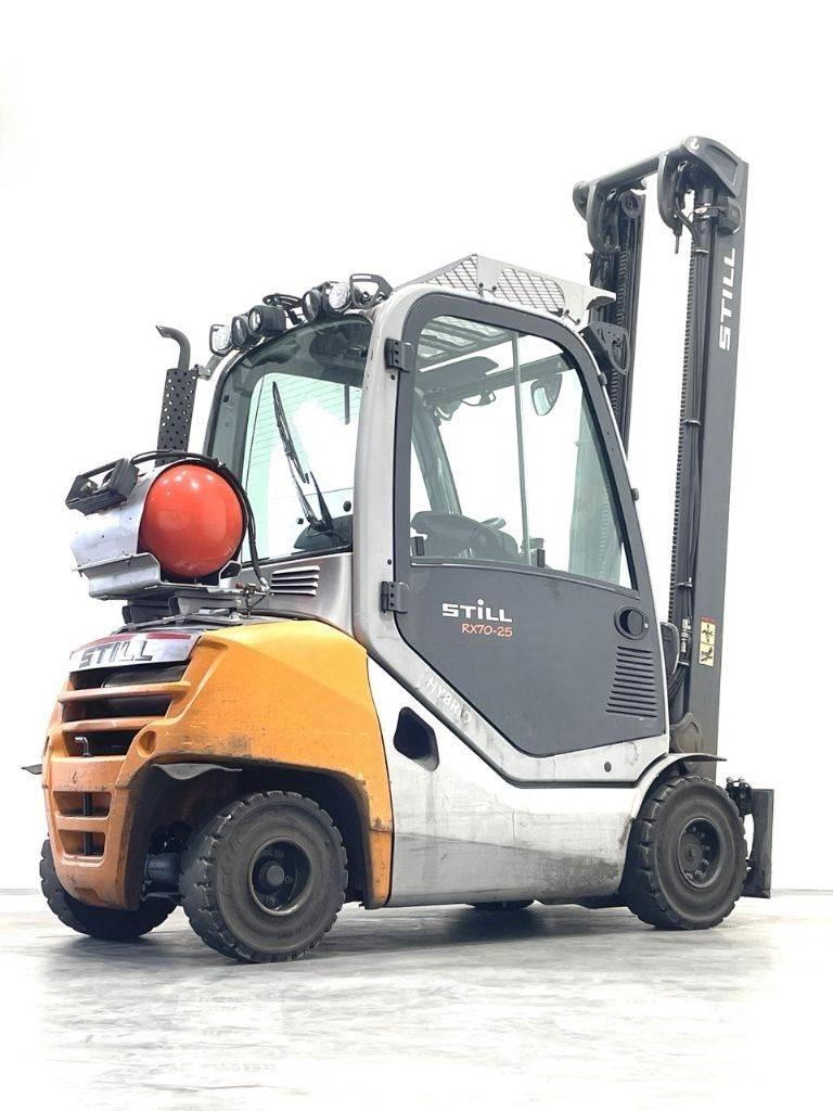 Still RX70-25T Wózki LPG