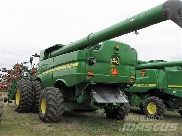 John Deere S680 Kombajny zbożowe