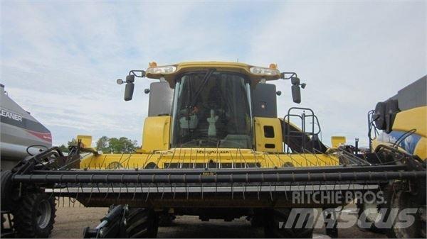 New Holland CX840 Kombajny zbożowe