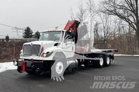 Fassi F335A Żurawie leśne