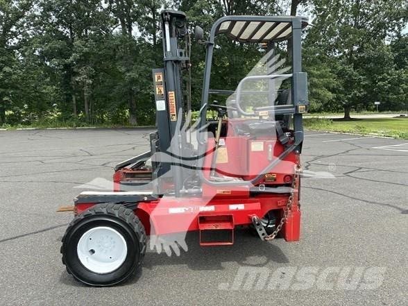 Moffett M5500P Wózki widłowe montowane do pojazdów