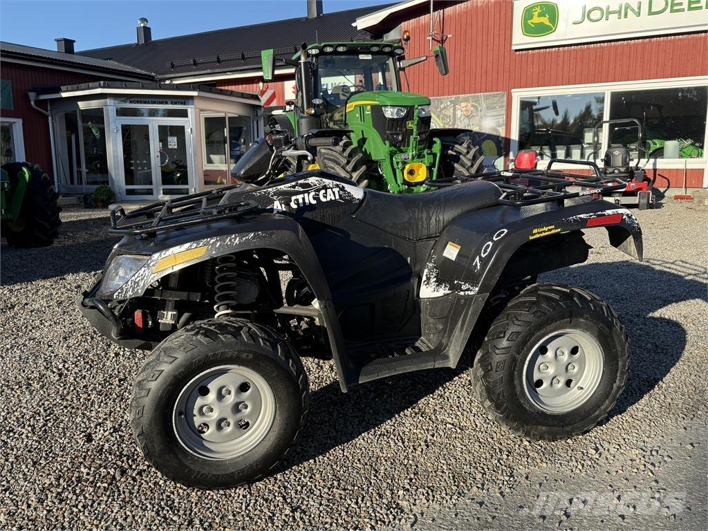 Arctic Cat 700H1 SERVO Pojazdy terenowe