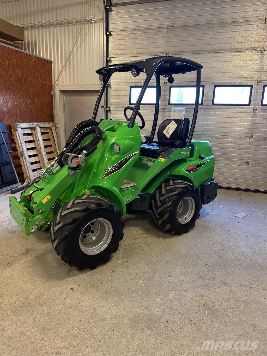 Avant 528 KAMPANJ Ładowarki burtowe