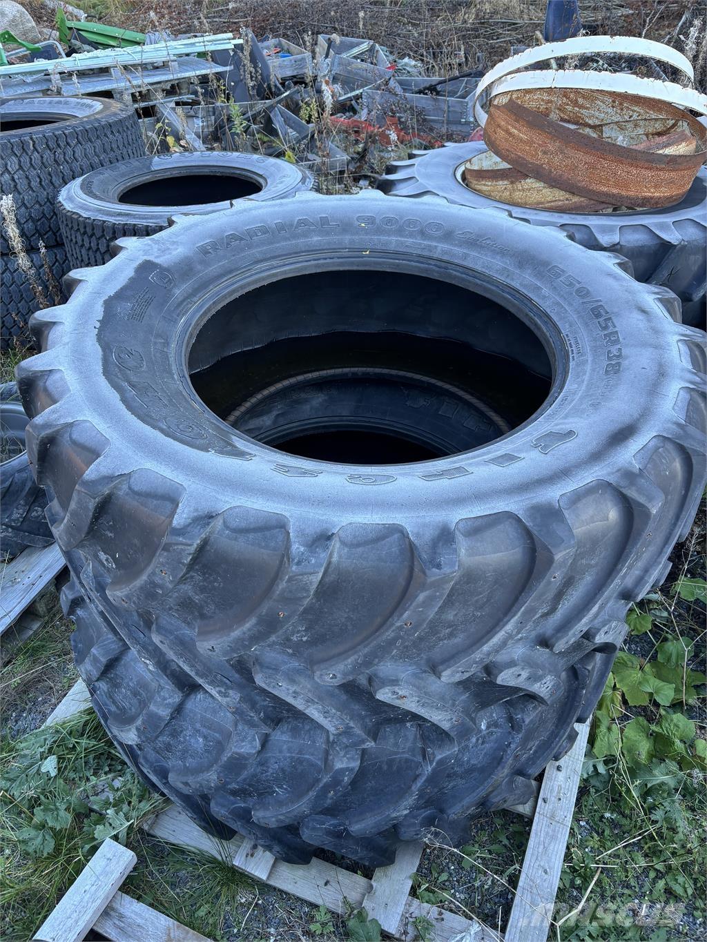 Firestone Dubbade däck Opony, koła i felgi