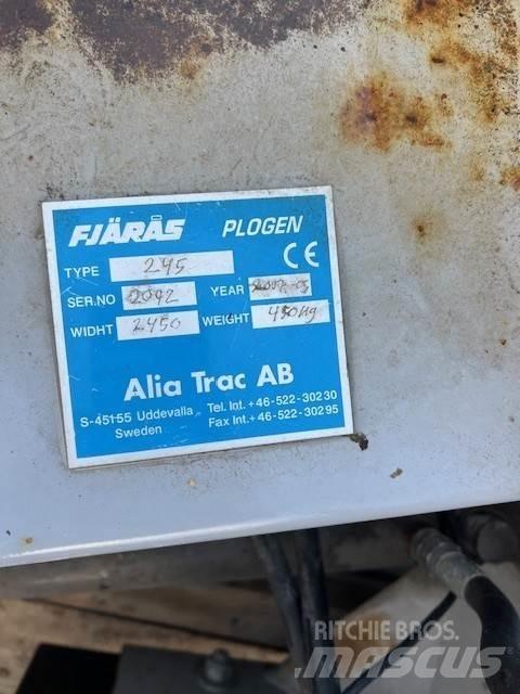 Fjärås 245 VIKPLOG Lemiesze i pługi śnieżne