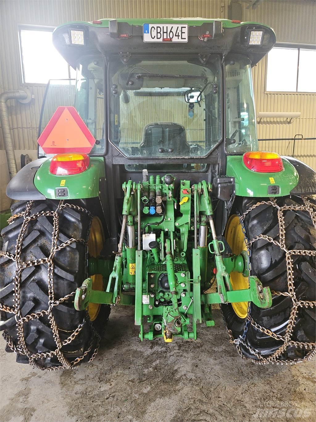 John Deere 5115M Ciągniki rolnicze
