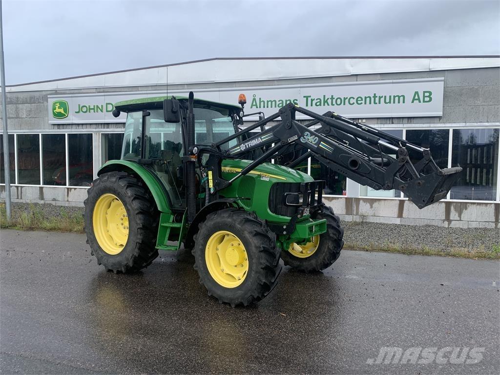John Deere 5820 Ciągniki rolnicze