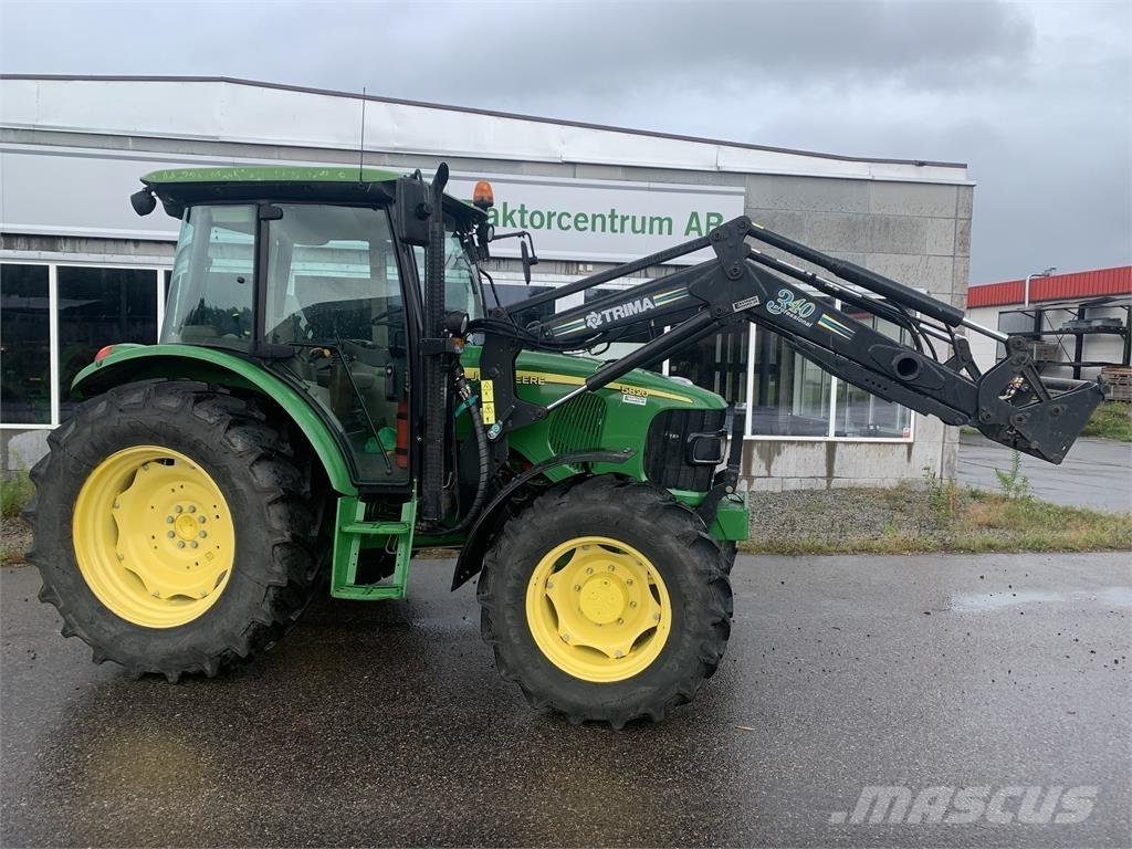 John Deere 5820 Ciągniki rolnicze