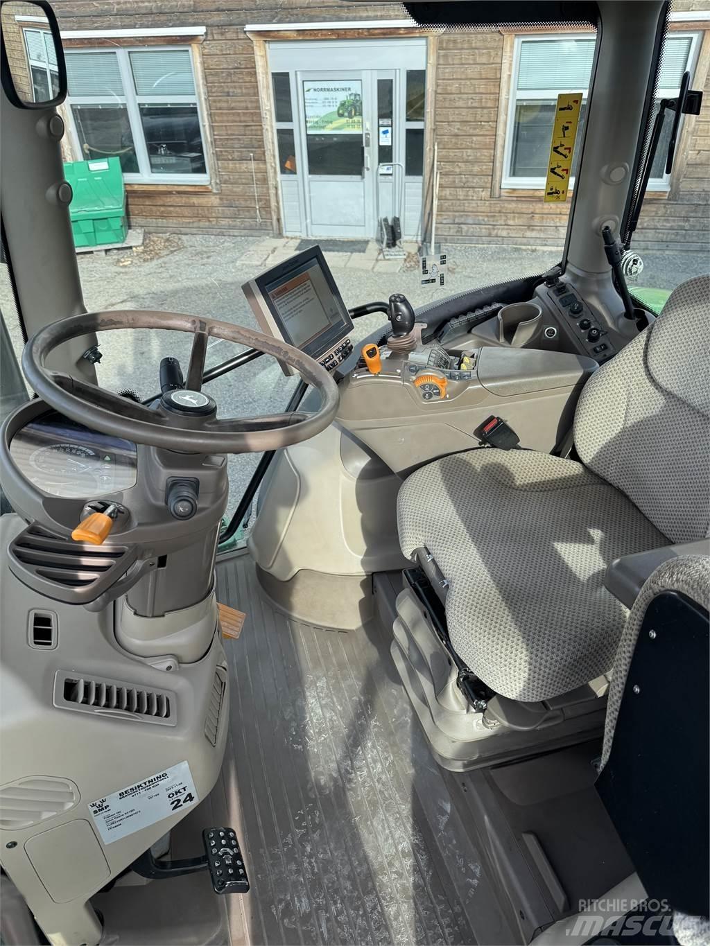 John Deere 6215R Ciągniki rolnicze