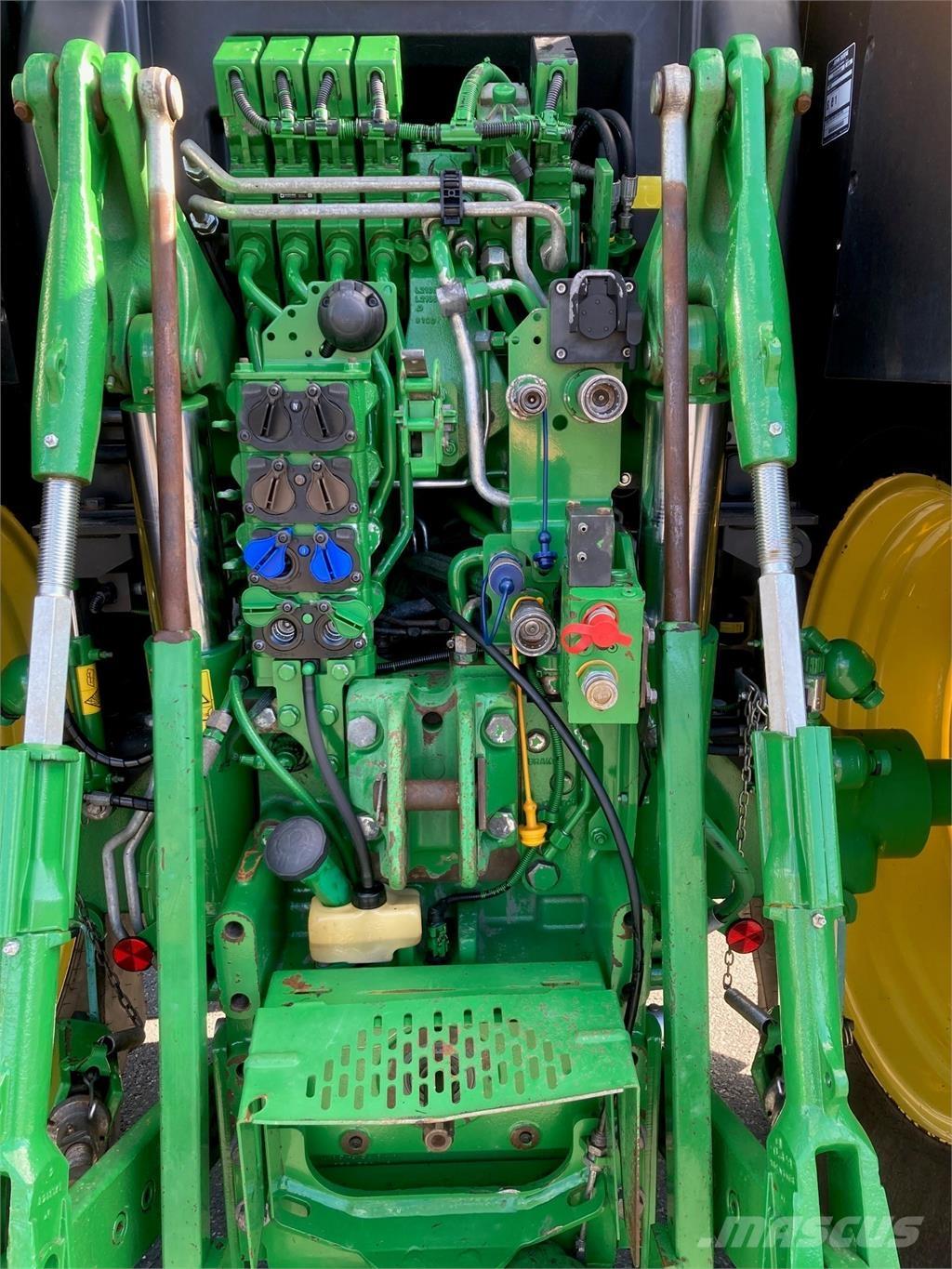 John Deere 6215R Ciągniki rolnicze
