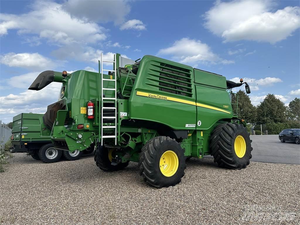 John Deere T550 Kombajny zbożowe