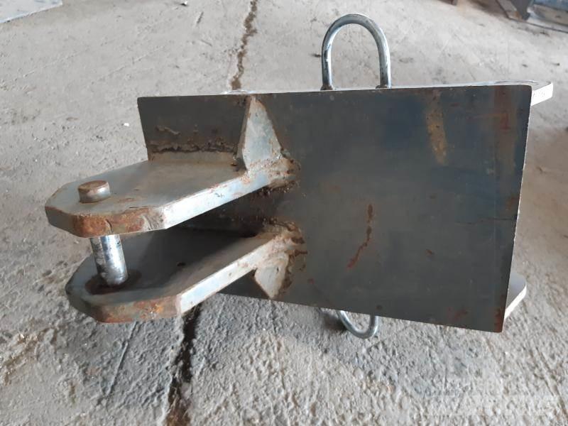  KOMBI GRIND S40 Koparki gąsienicowe