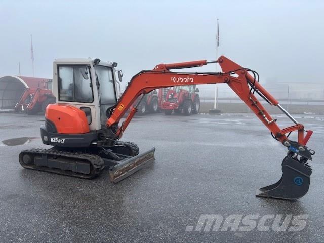 Kubota U35-3 a Koparki gąsienicowe