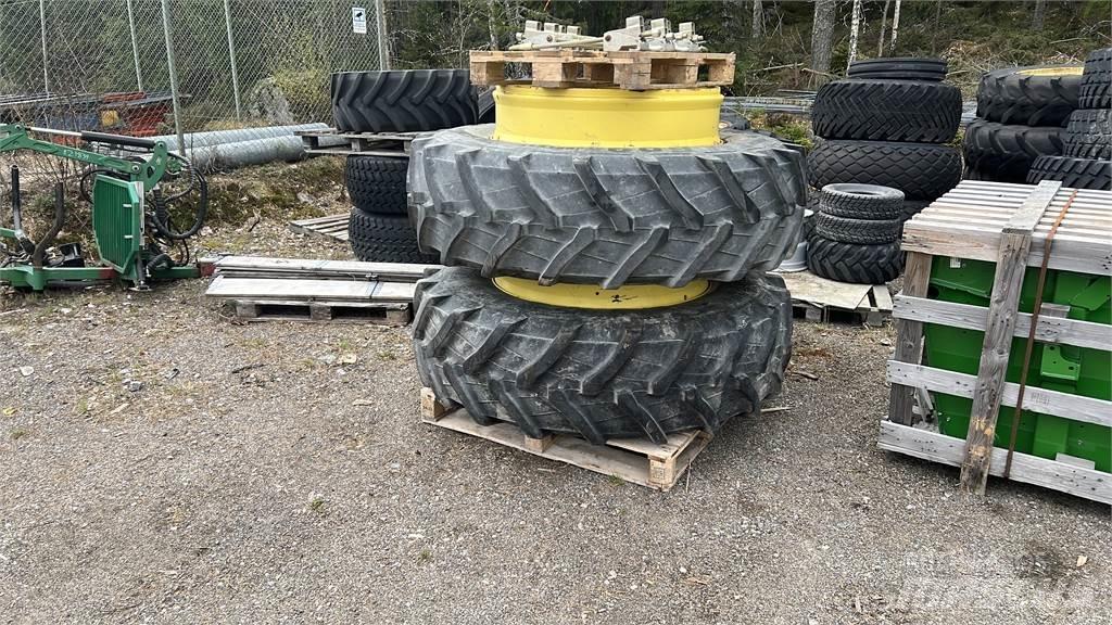 Trelleborg 520/85R42 Opony, koła i felgi