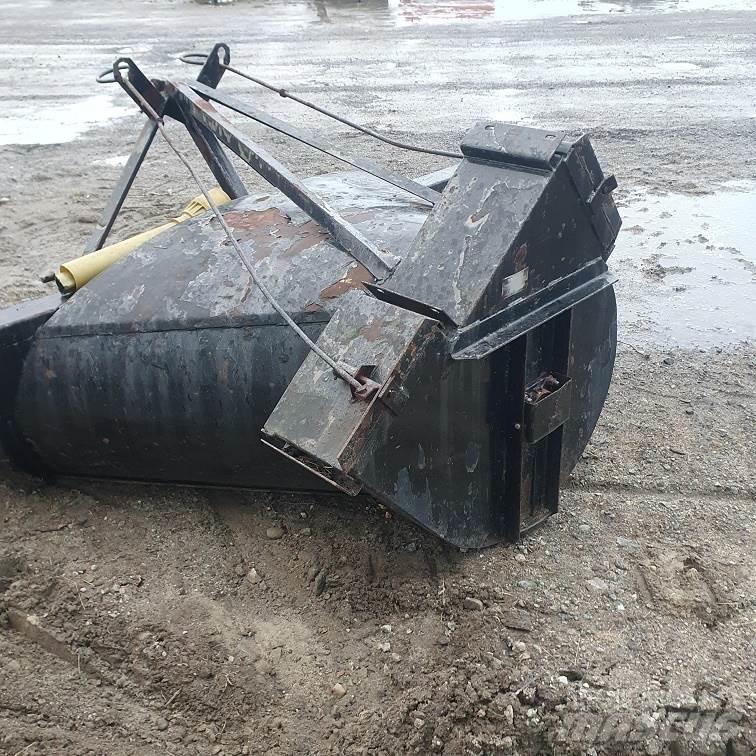  V-SLUNGA 2M Inny sprzęt drogowy i odśnieżający
