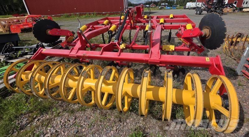 Väderstad Cultus 300 Inne maszyny i akcesoria uprawowe