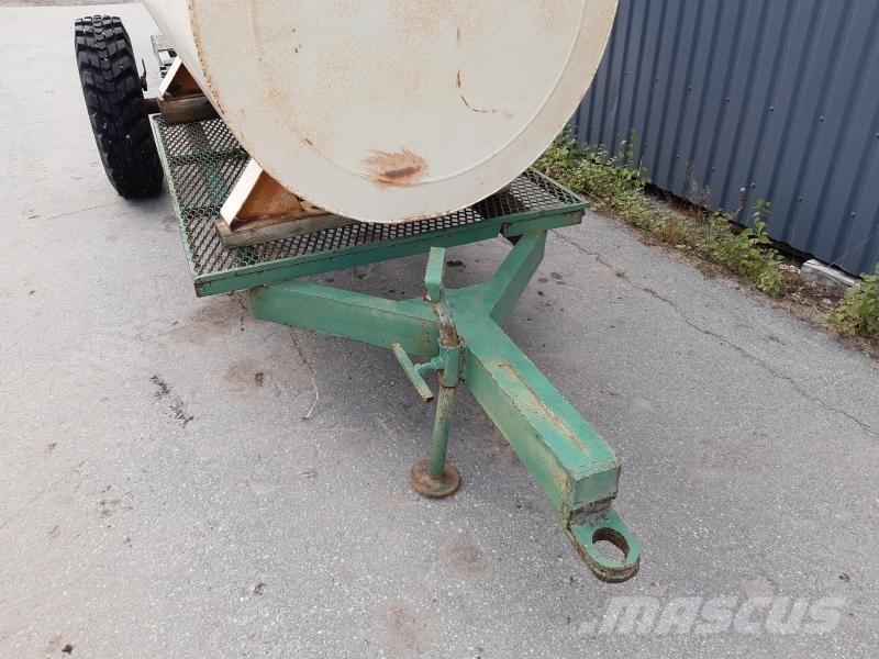  VAGN 1-AXLAD MED TANK Przyczepy ogólnego zastosowania