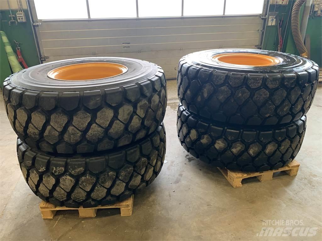 Yokohama RB31 Opony, koła i felgi