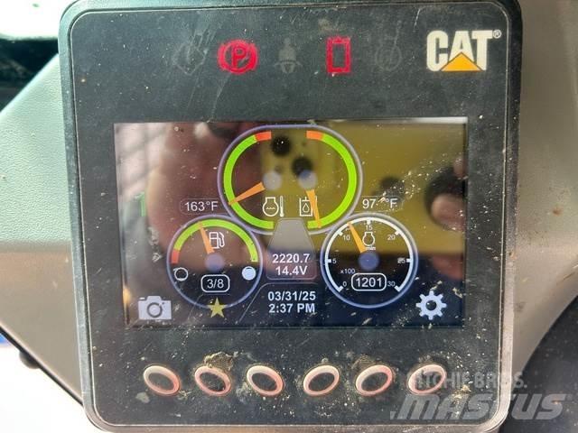 CAT 259D Ładowarki burtowe