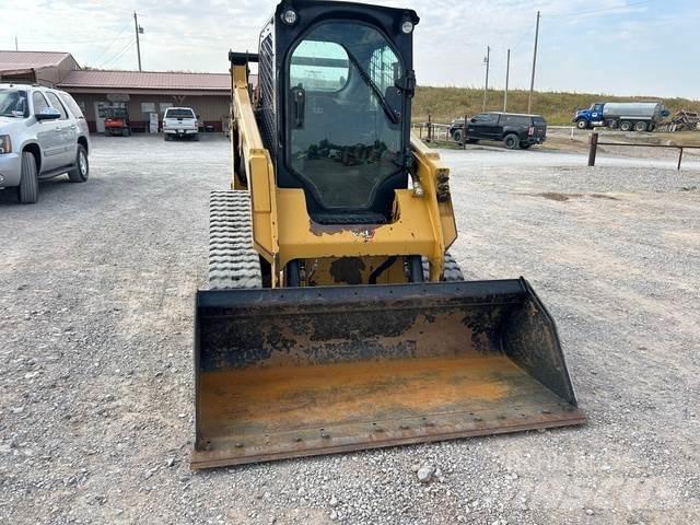 CAT 259D3 Ładowarki burtowe