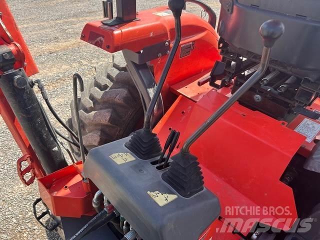 Kubota L47 Koparko-ładowarki
