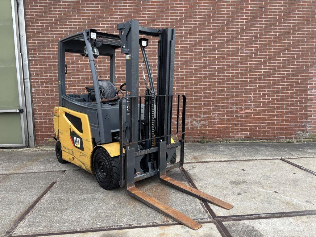 CAT 2EP5000 Wózki elektryczne