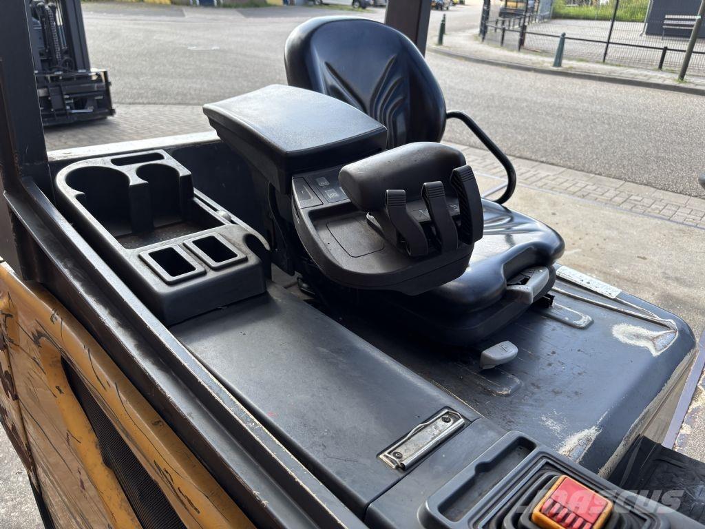 CAT 2EPC5000 Wózki elektryczne