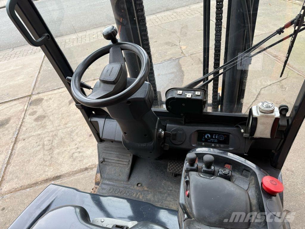 Doosan B35X-7 Wózki elektryczne