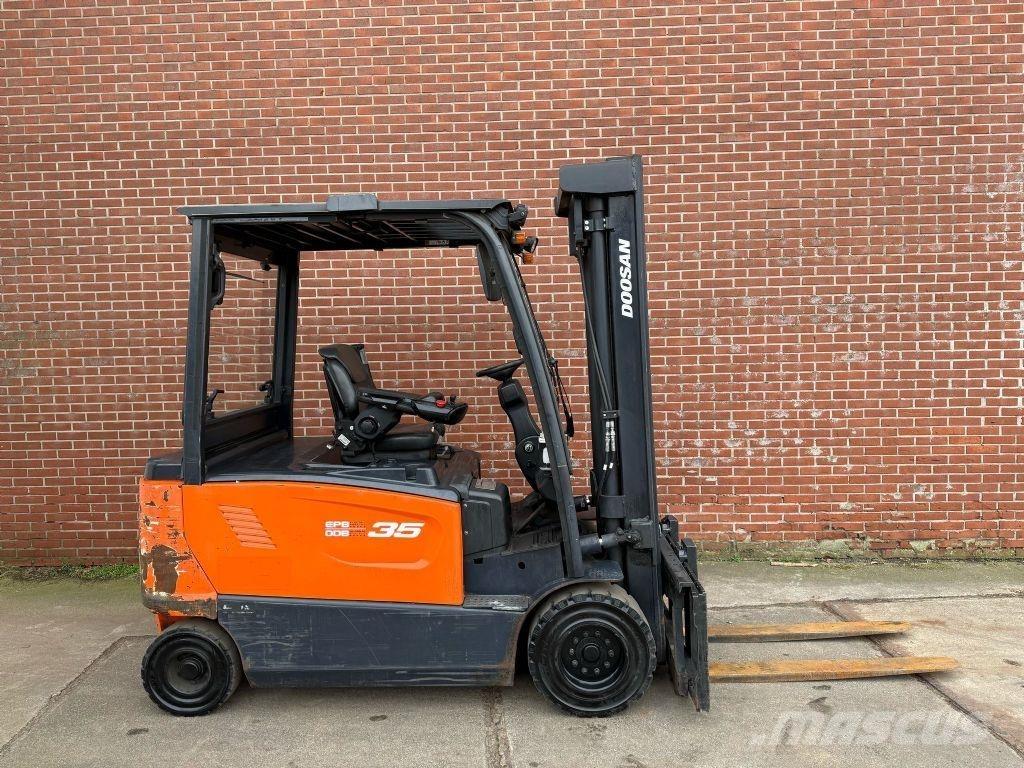 Doosan B35X-7 Wózki elektryczne