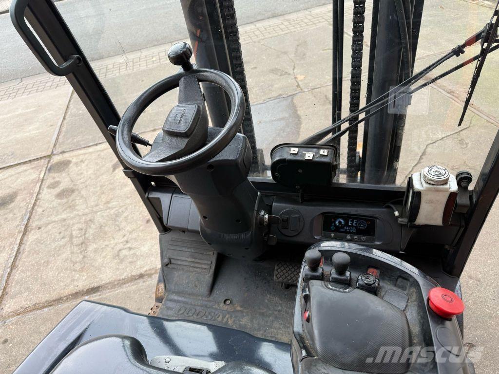Doosan B35X-7 Wózki elektryczne